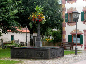 Gusseiserner Brunnen am Kappenzipfel